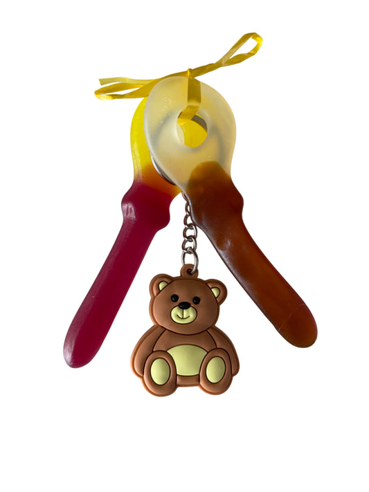 Beertje sleutelhanger met snoepsleutels
