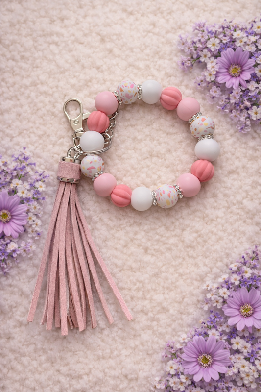 Custom wristlet
